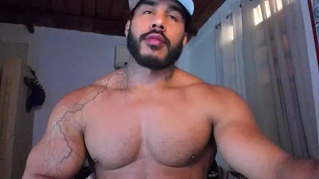 Artemis Kazttman online show from 11/08/25, 02:42