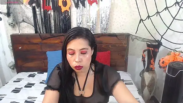 NikkieMilky online show from 10/26/25, 02:45