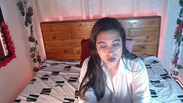 NikkieMilky online show from 03/25/26, 03:28