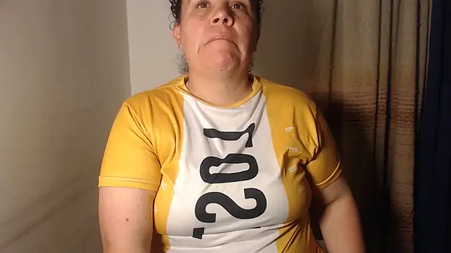 agathamiller01 online show from 04/14/26, 11:21