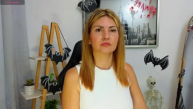 bella  adams online show from 10/22/25, 03:11