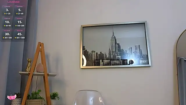 bella  adams online show from 12/15/25, 12:55