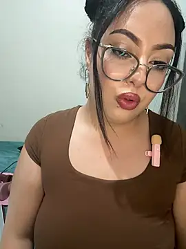 MileyGia online show from 07/19/26, 11:01