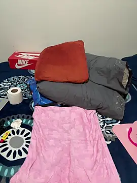 MileyGia online show from 02/03/26, 02:53