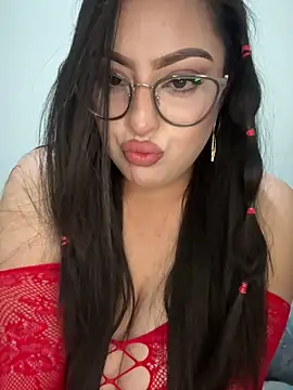 MileyGia online show from 04/07/26, 02:57