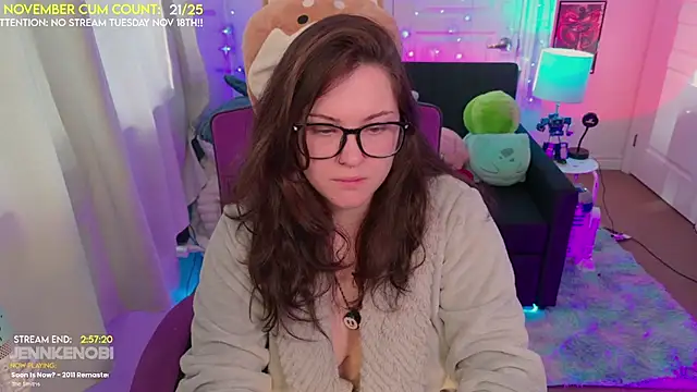 JennKenobi online show from 11/17/25, 03:27