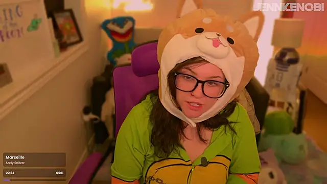 JennKenobi online show from 09/10/25, 03:33