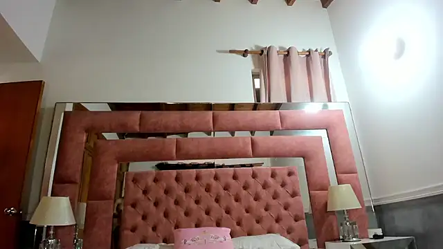 briana wonder69xxx online show from 03/12/26, 02:32