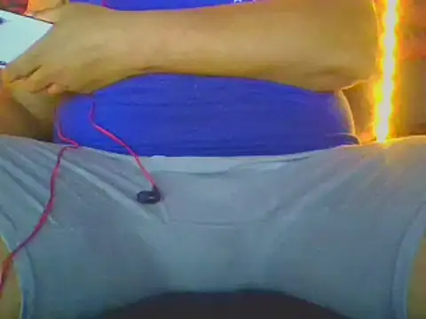 dmannn45676 online show from 02/03/25, 08:24