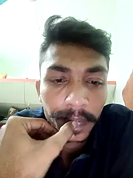 Snapshot of PrabV0319 chatting on 10/06/25, 01:12 PrabV0319 online show from 10/06/25, 01:12