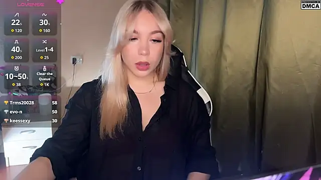 Snapshot of ariashaa chatting on 11/15/25, 04:33 ariashaa online show from 11/15/25, 04:33