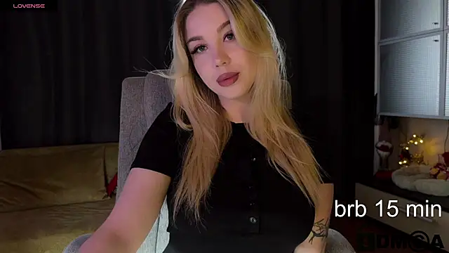 Snapshot of ariashaa chatting on 05/10/26, 03:03 ariashaa online show from 05/10/26, 03:03