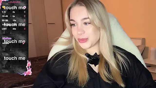 Snapshot of ariashaa chatting on 10/26/25, 02:28 ariashaa online show from 10/26/25, 02:28