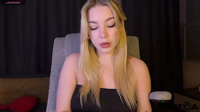 ariashaa online show from 03/24/26, 04:51