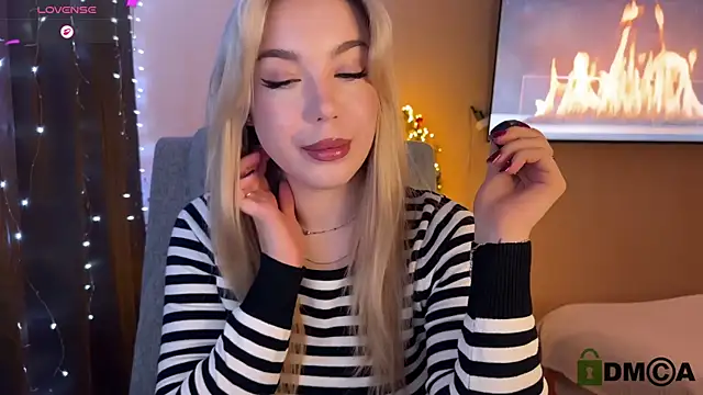 Snapshot of ariashaa chatting on 01/08/26, 02:01 ariashaa online show from 01/08/26, 02:01