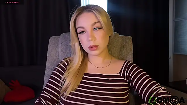 ariashaa online show from 03/27/26, 03:02