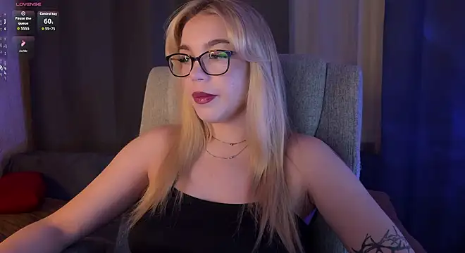 Snapshot of ariashaa chatting on 02/01/26, 05:11 ariashaa online show from 02/01/26, 05:11