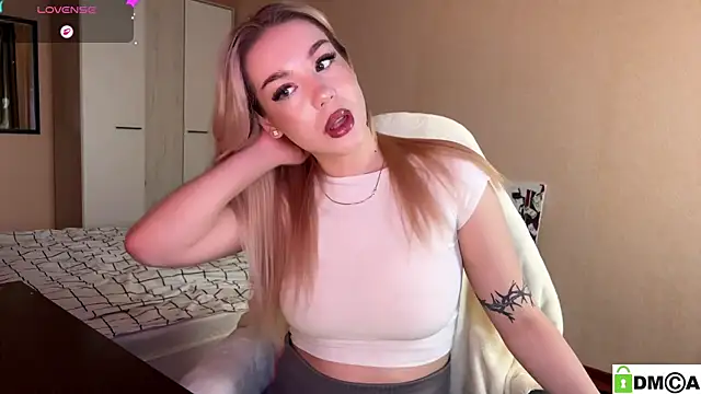 Snapshot of ariashaa chatting on 12/05/25, 11:09 ariashaa online show from 12/05/25, 11:09