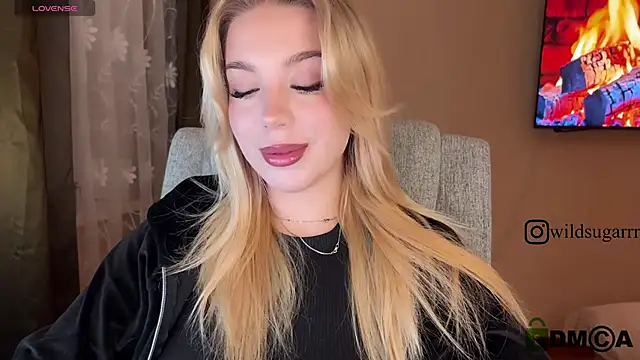 Snapshot of ariashaa chatting on 12/14/25, 02:00 ariashaa online show from 12/14/25, 02:00