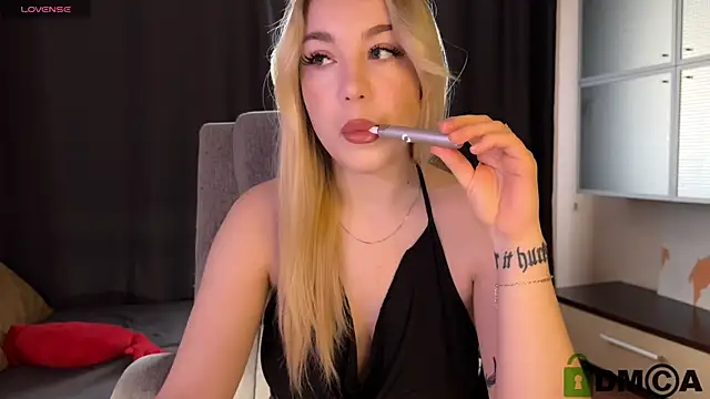 ariashaa online show from 04/08/26, 11:12