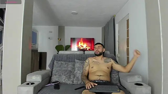 DulceRomance online show from 03/05/26, 03:47