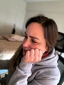 misslulipop online show from 09/25/25, 09:32