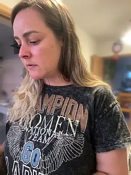 misslulipop online show from 03/08/25, 11:28