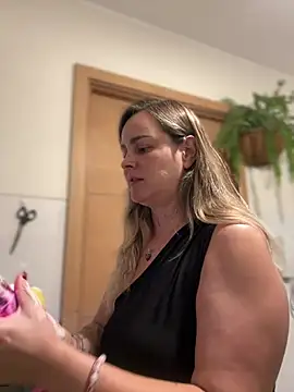 misslulipop online show from 02/26/25, 11:52