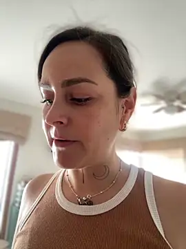 misslulipop online show from 10/25/25, 09:26