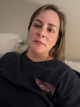 misslulipop online show from 02/25/25, 12:47