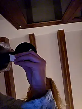 Snapshot of kylie_blck chatting on 04/13/26, 03:21 kylie blck online show from 04/13/26, 03:21