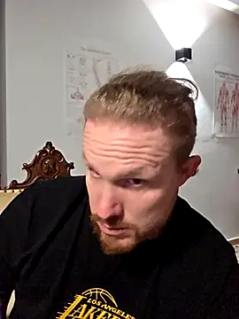 Snapshot of kylie_blck chatting on 03/16/26, 05:44 kylie blck online show from 03/16/26, 05:44