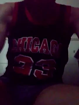 Snapshot of raulacab chatting on 04/17/26, 01:03 raulacab online show from 04/17/26, 01:03