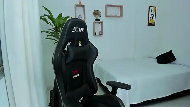 tamy shine87 online show from 02/22/25, 03:12