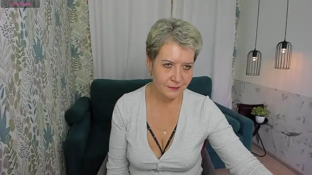 Snapshot of KathySunn chatting on 01/17/25, 01:24 KathySunn online show from 01/17/25, 01:24