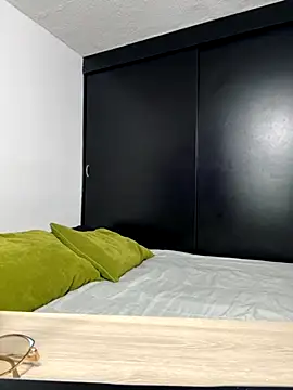 Angela isabella online show from 10/30/25, 01:09