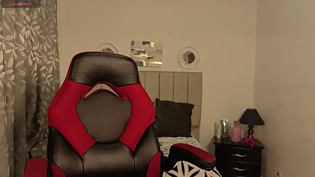 Snapshot of Angela_isabella chatting on 02/09/26, 04:27 Angela isabella online show from 02/09/26, 04:27