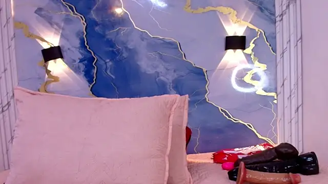 lorrayne  online show from 10/08/25, 12:07