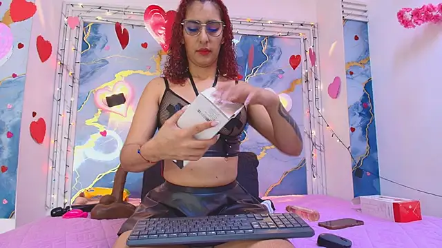 lorrayne  online show from 02/09/26, 12:14