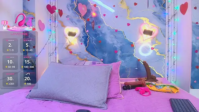 lorrayne  online show from 02/16/26, 12:15