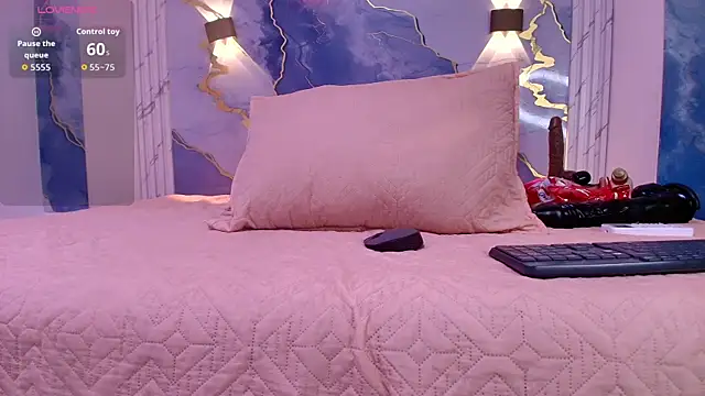 lorrayne  online show from 10/20/25, 12:06