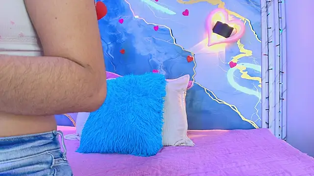 lorrayne  online show from 02/28/26, 12:16