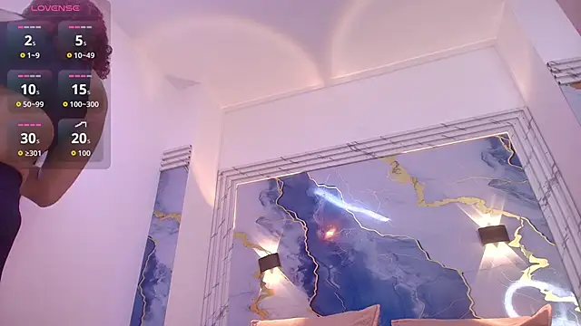 lorrayne  online show from 10/18/25, 12:18