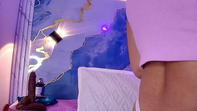 lorrayne  online show from 11/29/25, 12:27