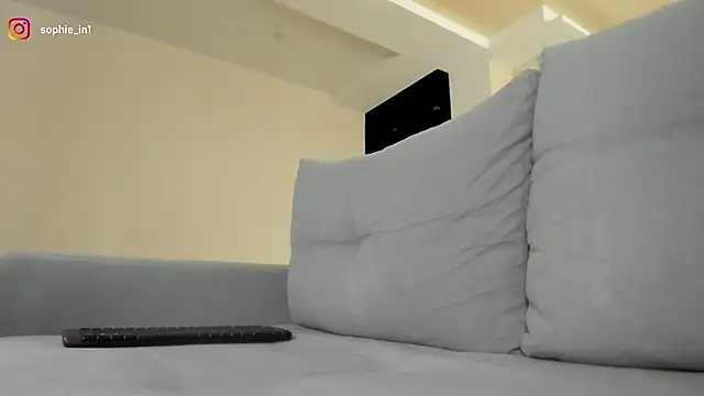  in yan online show from 10/18/25, 04:58