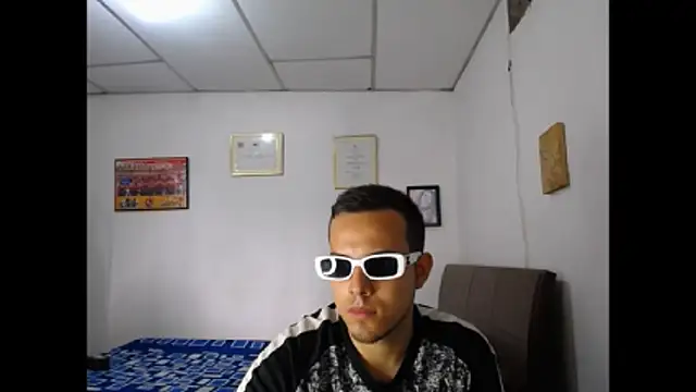 Oliver Wilding online show from 03/18/26, 01:46