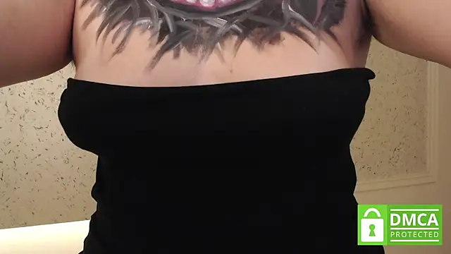 mollywayne online show from 10/30/25, 04:48