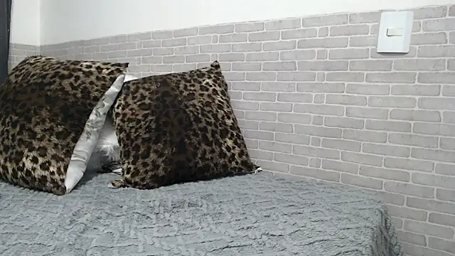 sweet luana online show from 10/21/25, 04:01