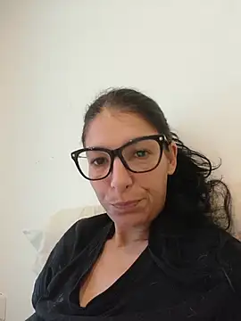 Snapshot of Sposini69 chatting on 06/30/26, 04:40 Sposini69 online show from 06/30/26, 04:40