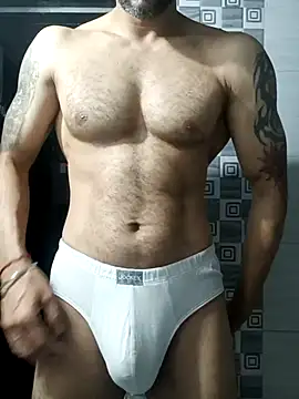 Snapshot of nihalxxx3 chatting on 02/14/25, 10:36 nihalxxx3 online show from 02/14/25, 10:36